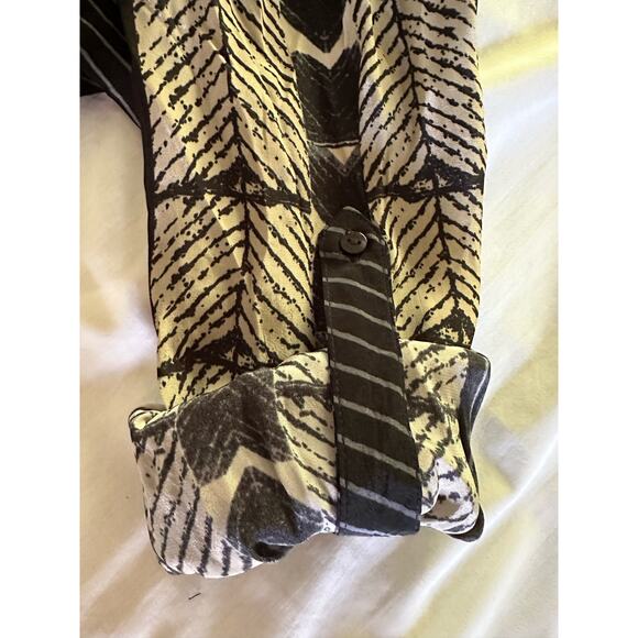 Tolani sz XS Embroidered Grey Shirt Dress with Adjustable Sleeves - Picture 5 of 8